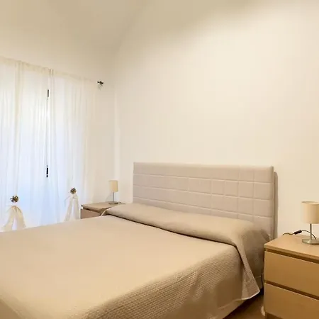Flowers Apartment