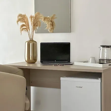 Flowers Apartment *