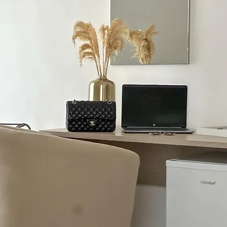 Flowers & Apartment