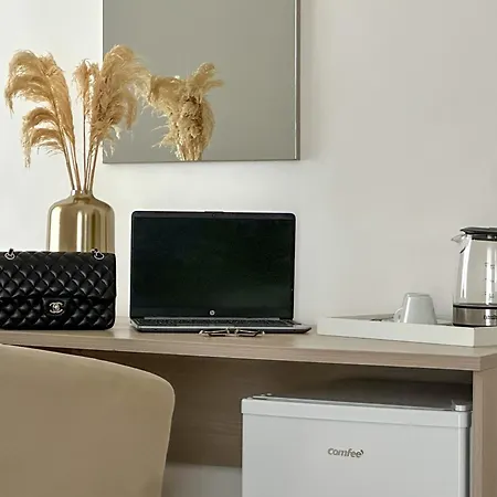 Flowers & Apartment