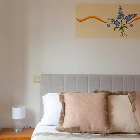 Flowers & Apartment *